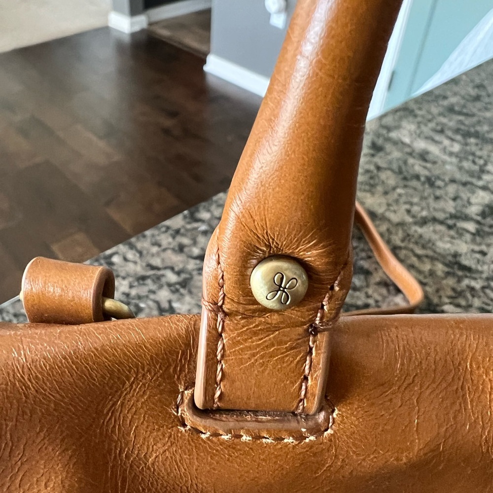 HOBO Meter Crossbody Bag - Picture 10 of 16
